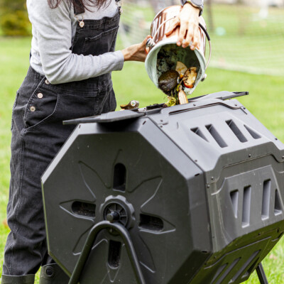 Composting organic waste